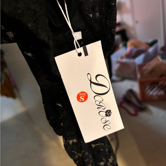 Lace mock neck top with camisole - Picture 6 of 6